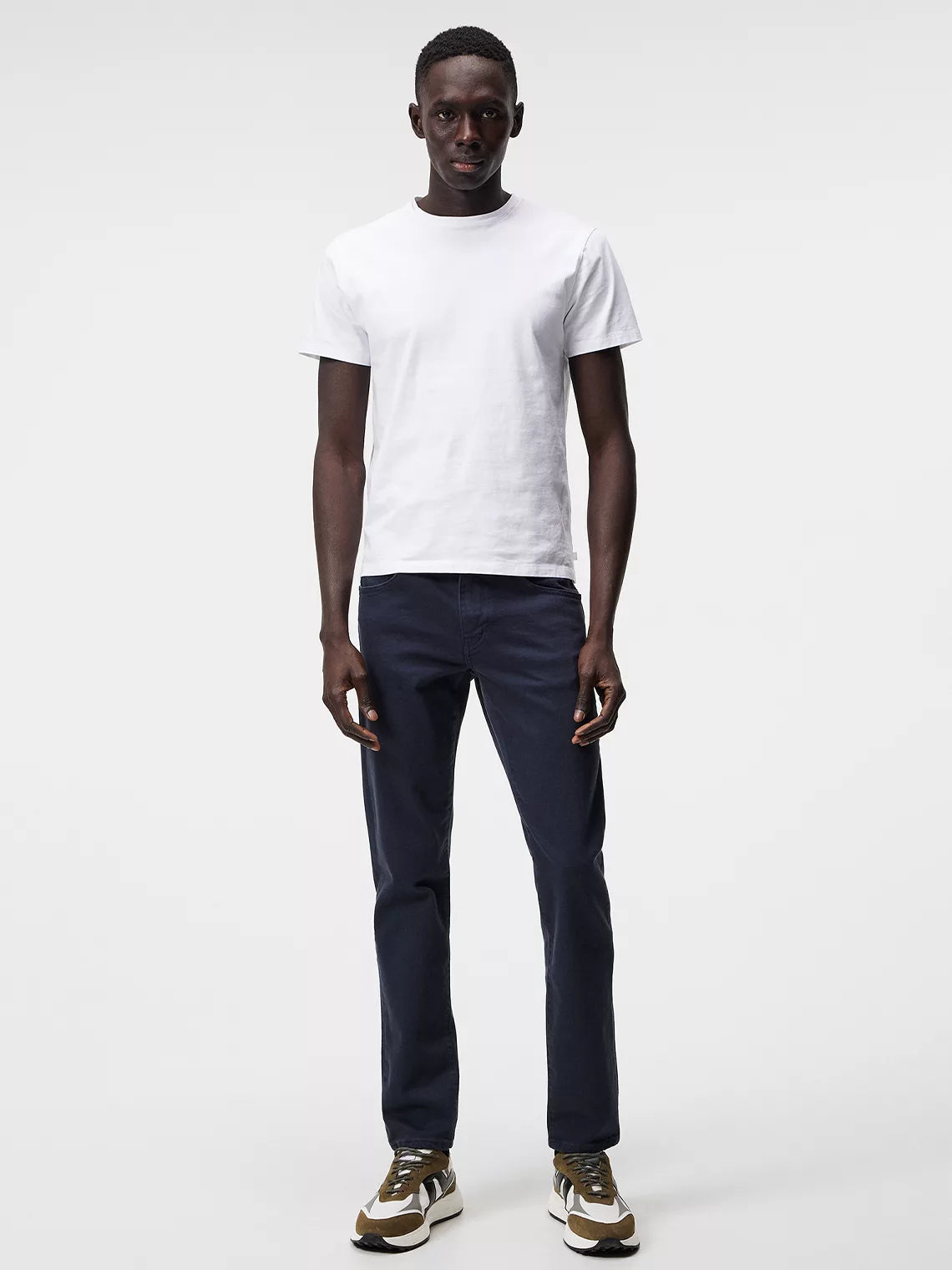 Jay Solid Stretch Jeans