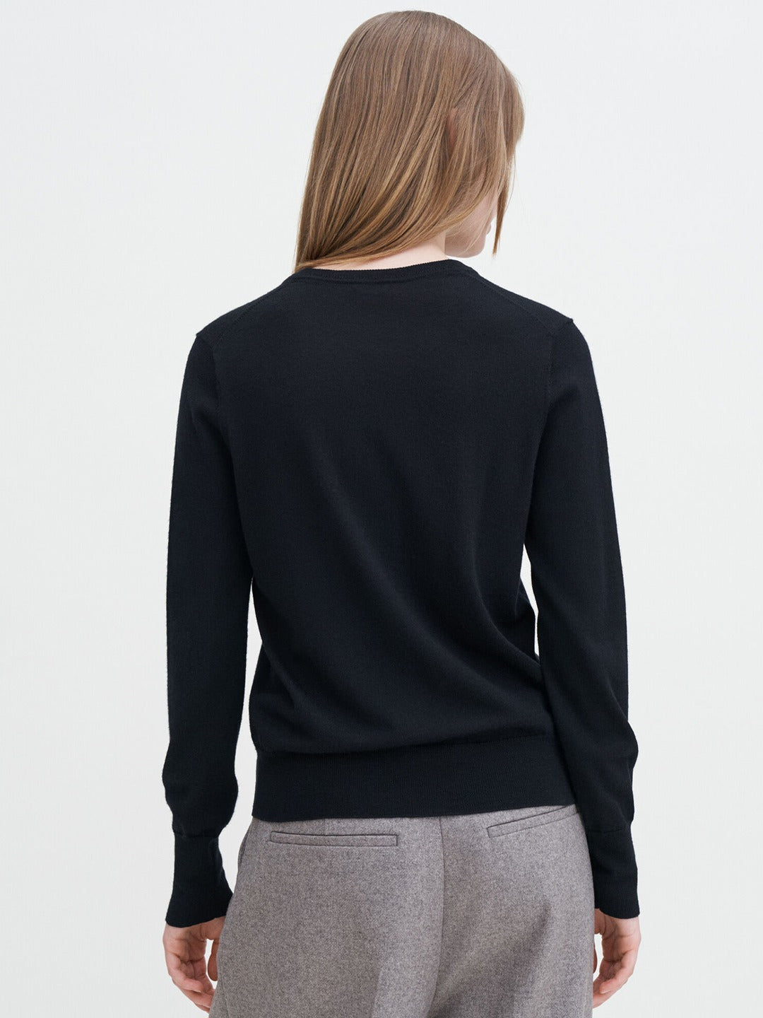 Merino R-neck Sweater