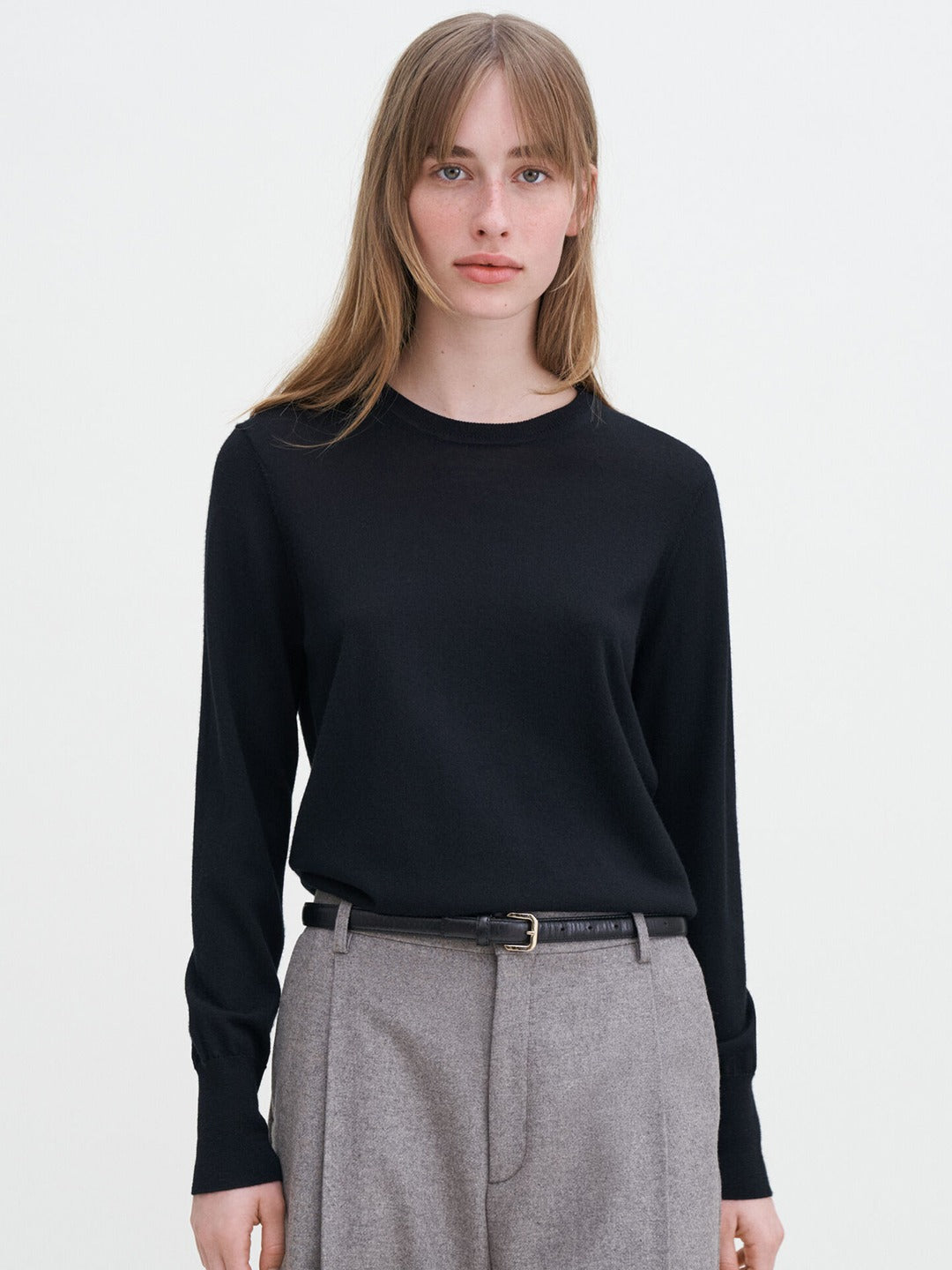 Merino R-neck Sweater