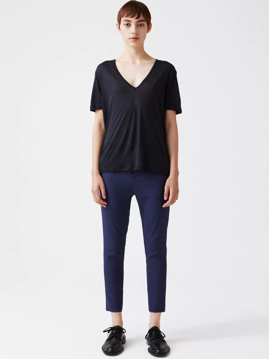 V Tee