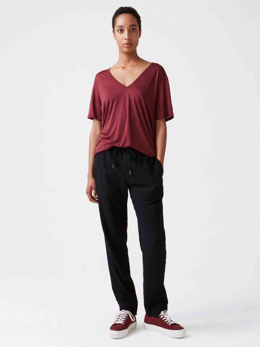 V Tee