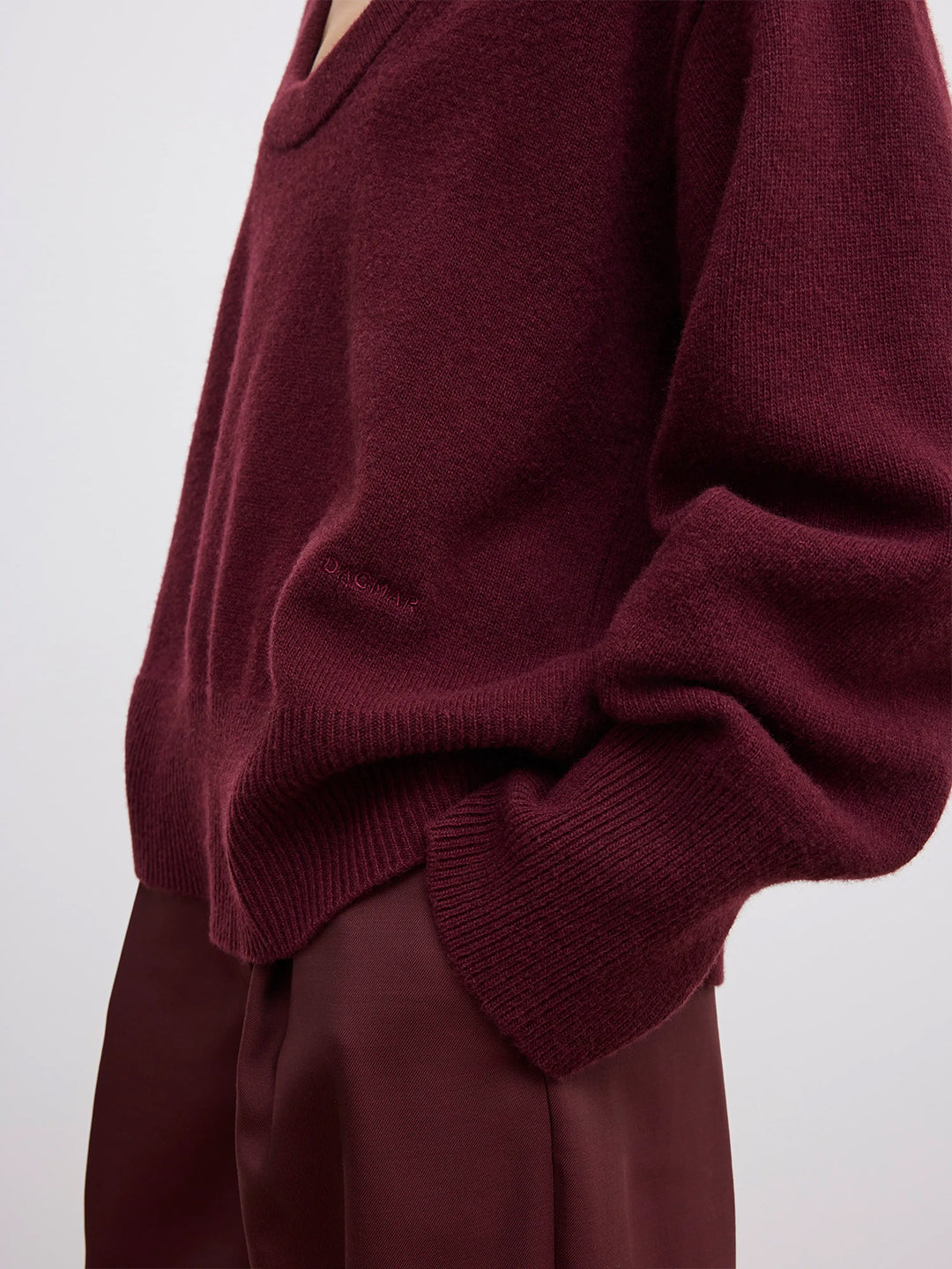 Soft Wool Scoop Knit