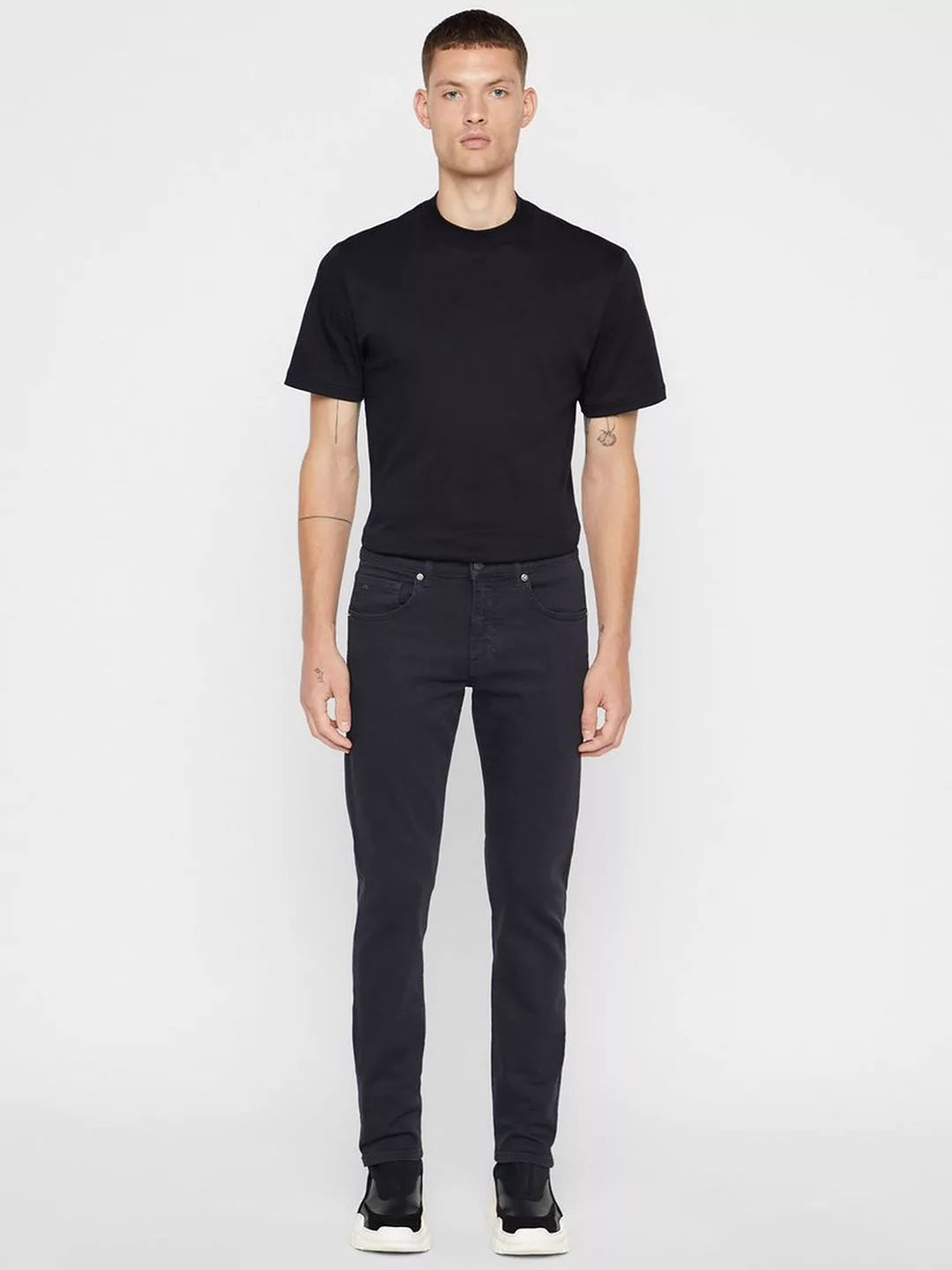 Jay Solid Stretch Jeans