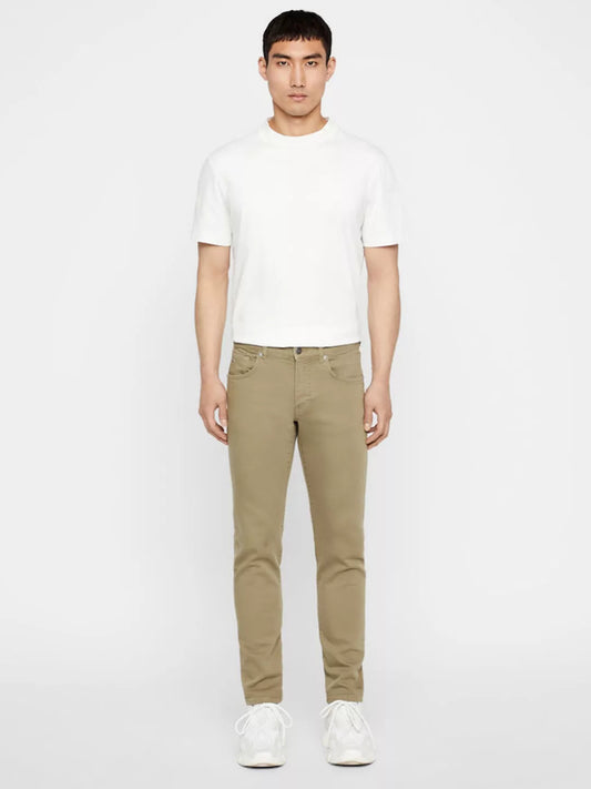 Jay Solid Stretch Jeans