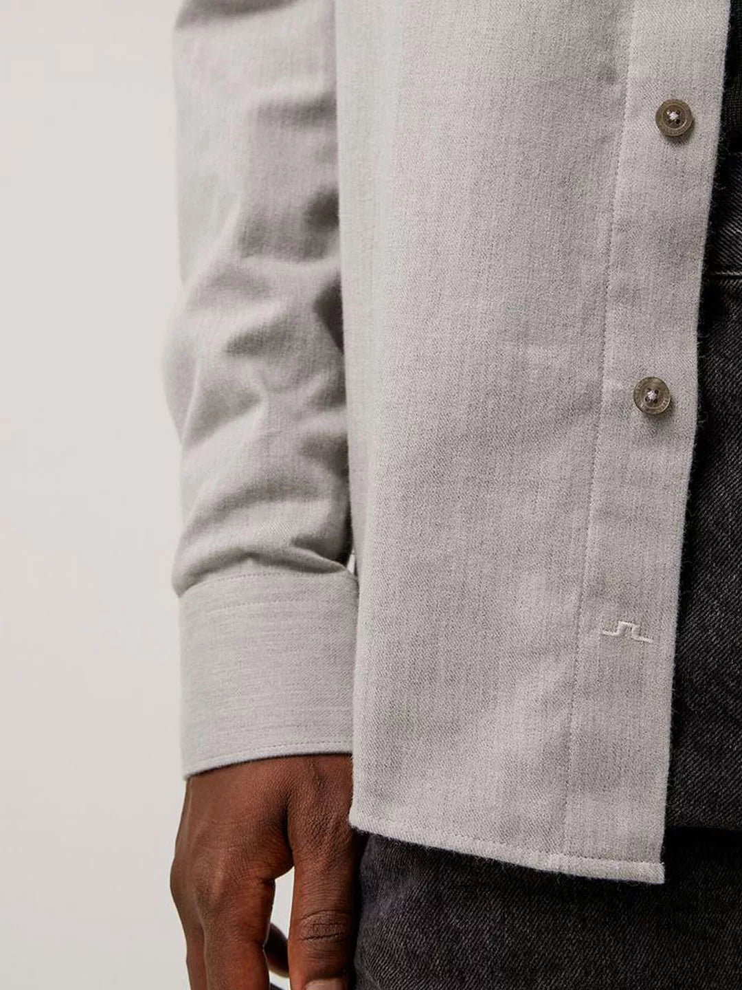 Light Flannel Slim Shirt