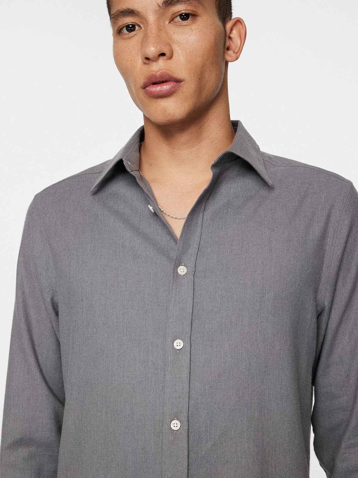 Light Flannel Slim Shirt