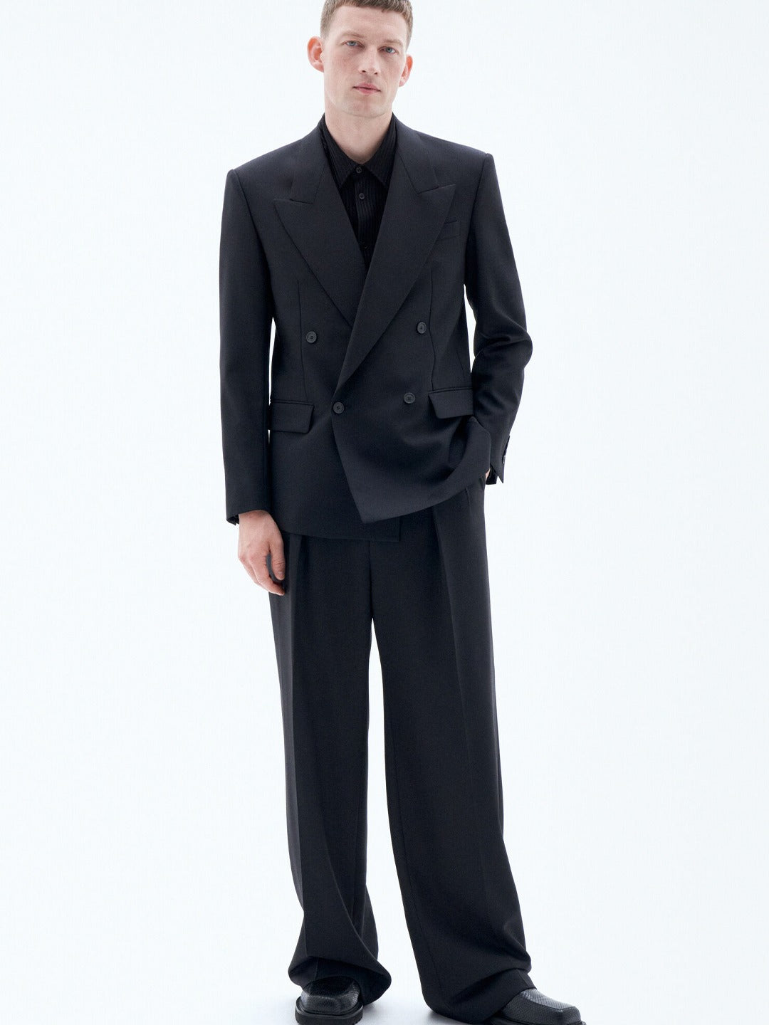 Boxy Wool Blazer
