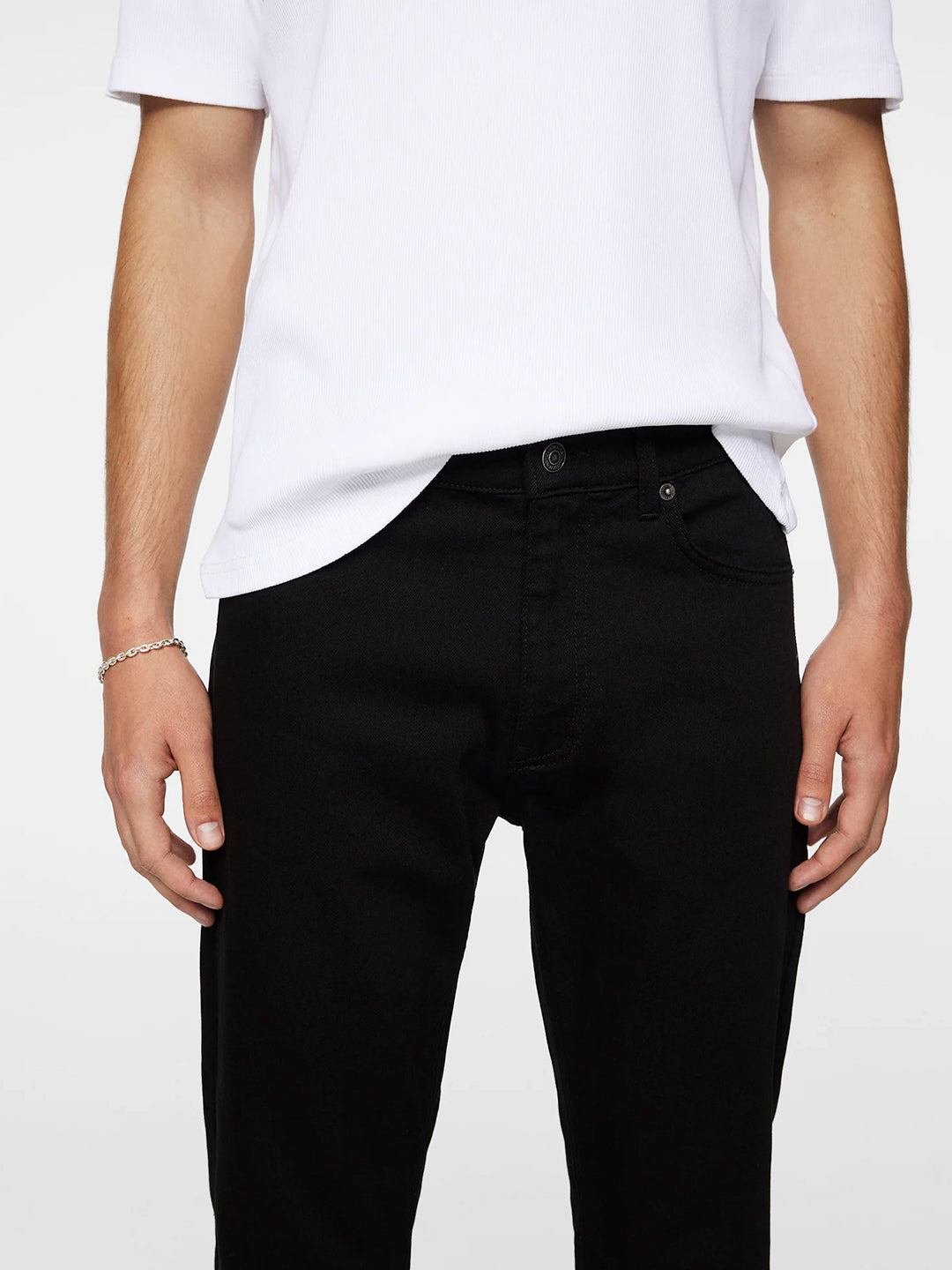 Jax Stay Black Slim Jeans