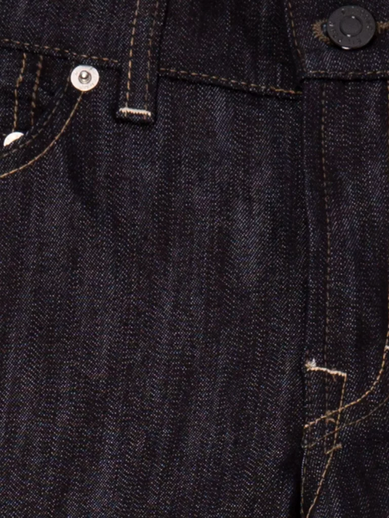 A0104-Lou-Jeans-Filippa-K-Raw-Blue-Front-Close-Up-Fabric