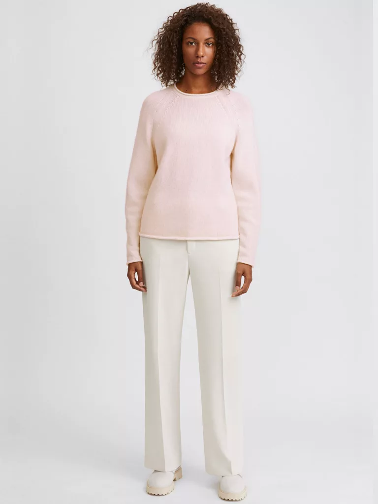 A1092-Dahlia-Sweater-Filippa-K-Faded-Pink-Front-Full-Body