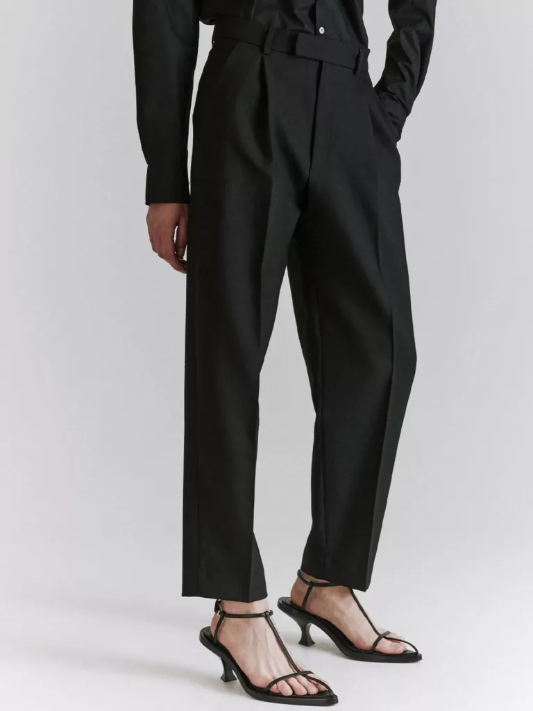 A1176-Alta-Cotton-Trousers-Hope-Sthlm-Black-Front-Side