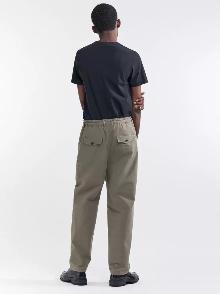 B0000-Harvey-Cotton-Trouser-Filippa-K-Mole-Grey-Back-Full-Body
