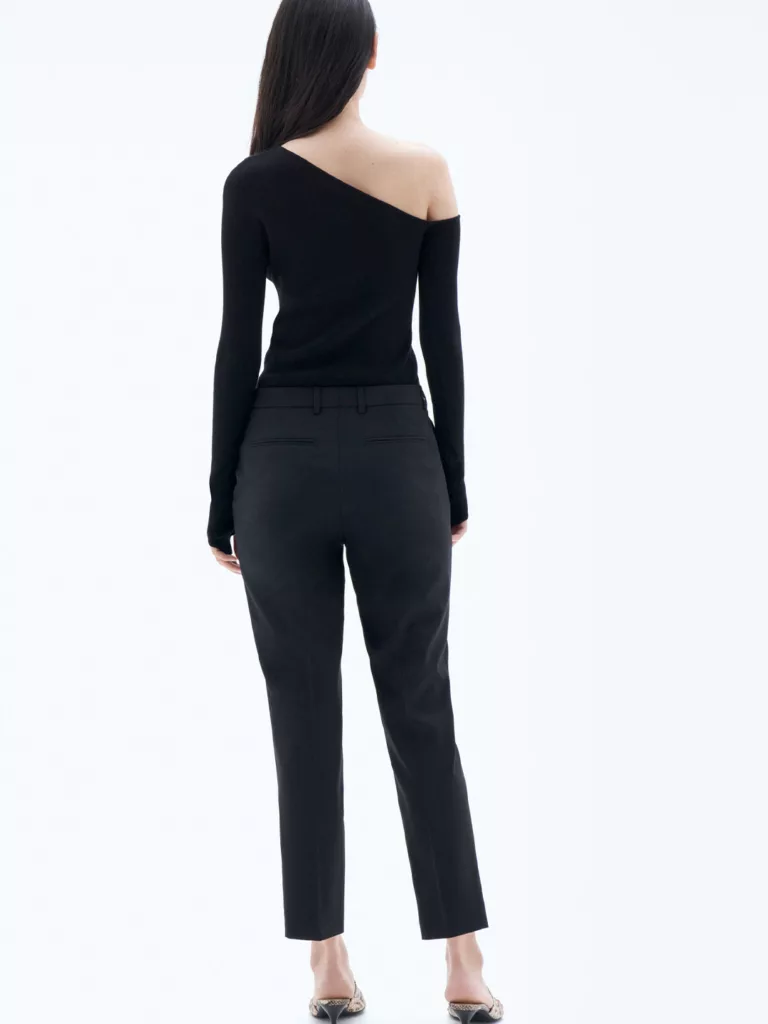 A1045-Emma-CroppedCool-Wool-Trousers-Filippa-K-Black-Full-Body-Back