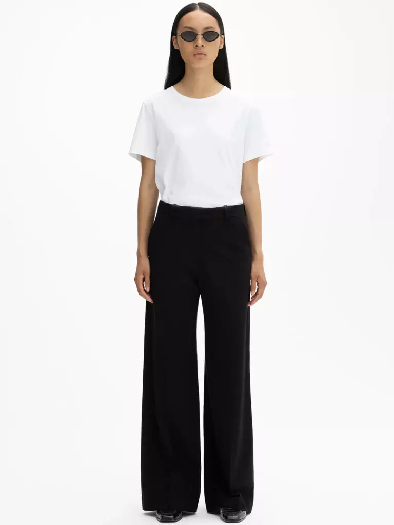 A1257-Wide-Leg-Trouser-Dagmar-Black-Full-Body-Front