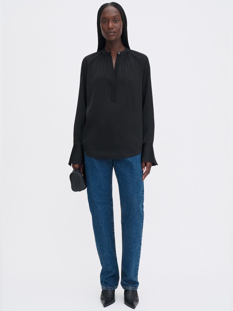 A1786-Gathered-Raglan-Blouse-Filippa-K-Black-Front-Full-Body