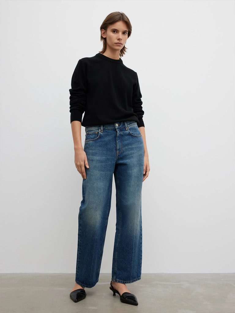 A1791-Cropped-Denim-House-of-Dagmar-White-Vintage-Blue-Front-Full-Body