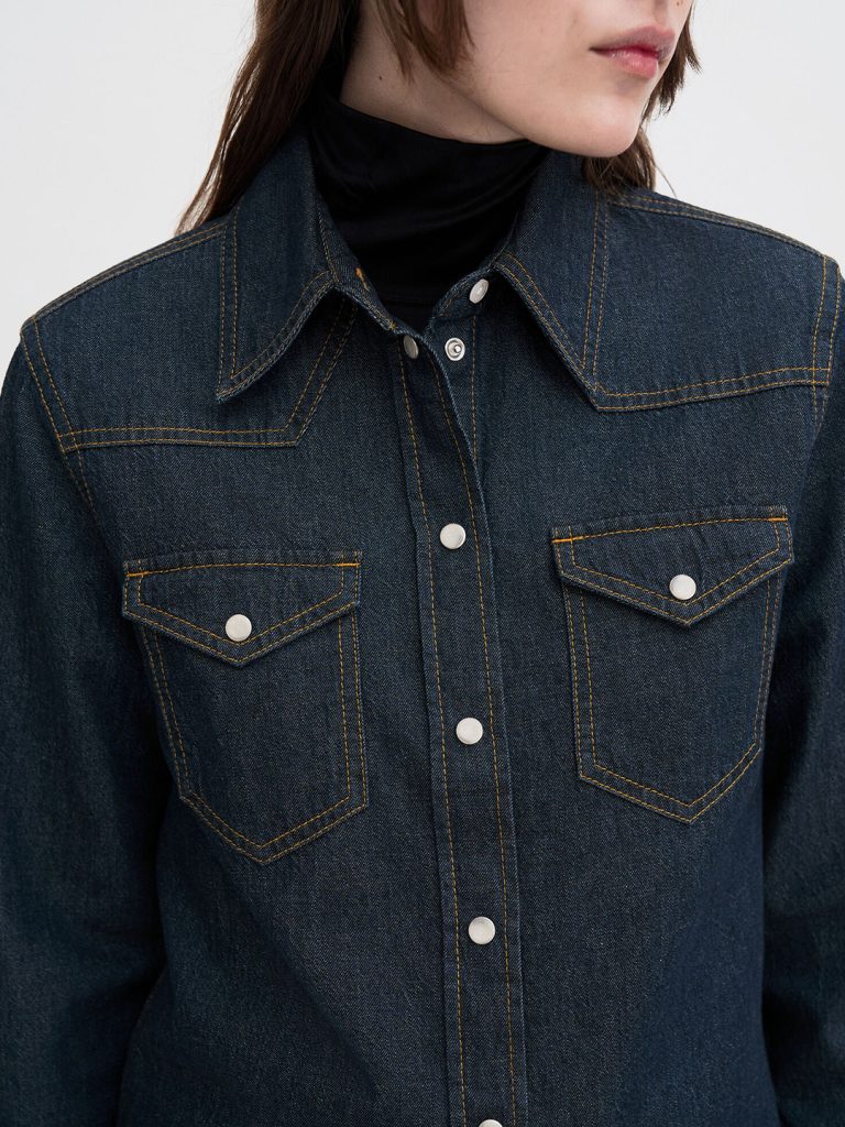A1794-Classic-Denim-Shirt-Filippa-K-Rinsed-Blue-Wash-Front-Close-Up-2
