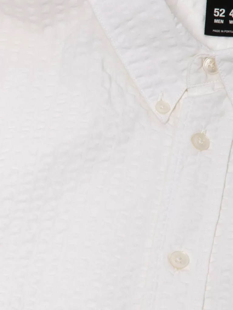 B0555-Air-Pocket-BD-Shirt-Hope-Sthlm-White-Close-Up-Fabric