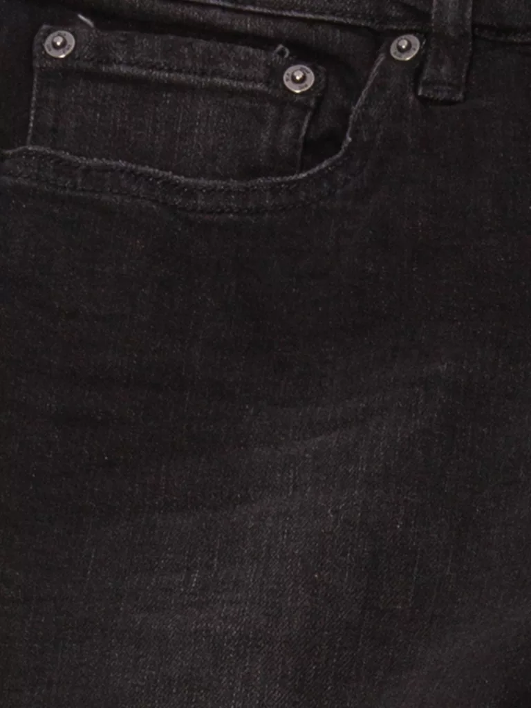 B0592-Jeans-38-Hendrix-Blk-Dnm-Black-Front-Close-Up-Fabric