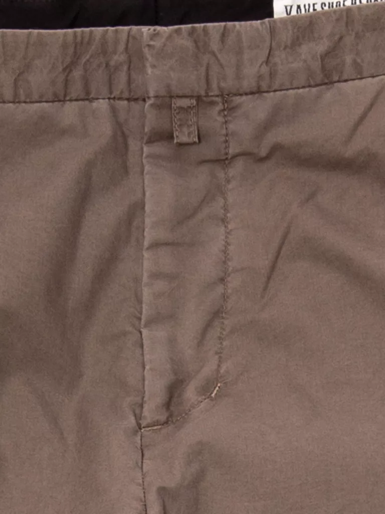 B0757-Success-Trouser-V-Ave-Shoe-Repair-Brown-Front-Close-Up-Fabric