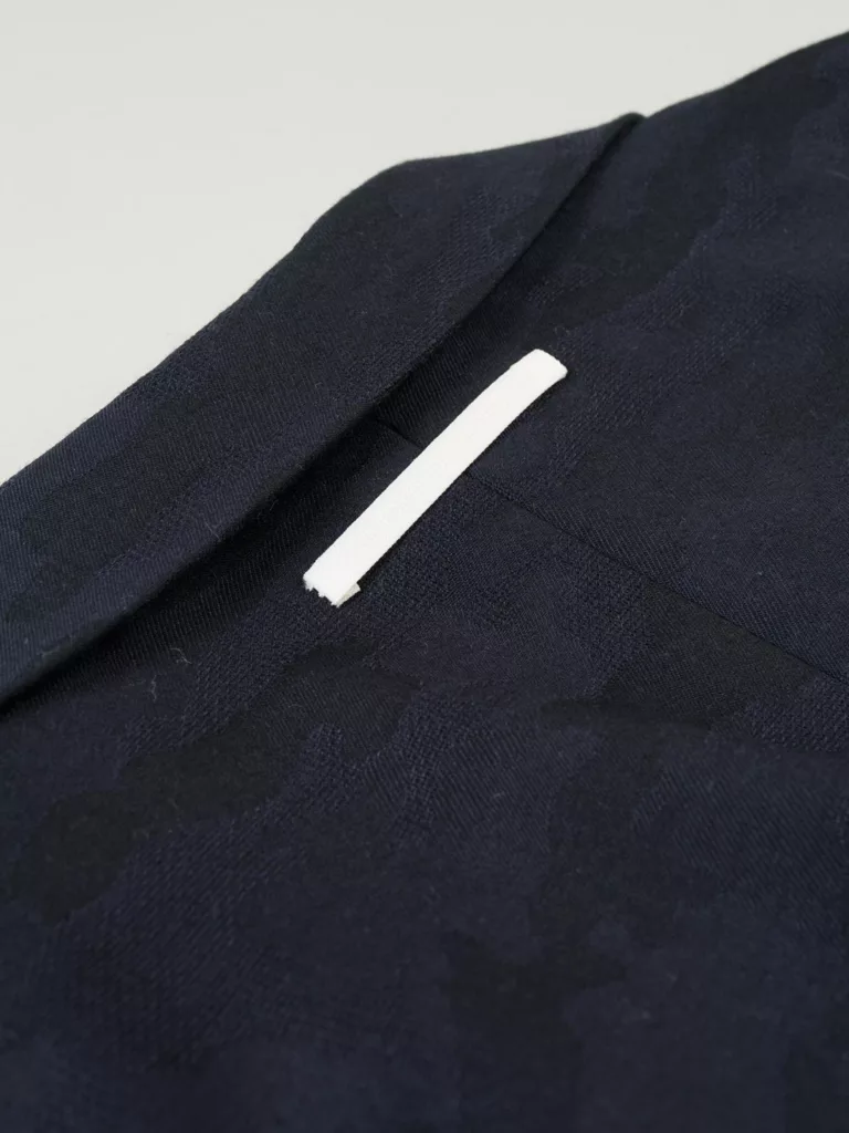 B1035-One-Button-Blazer-Uniforms-for-the-Dedicated-Dark-Navy-Jaquard-close-up-label