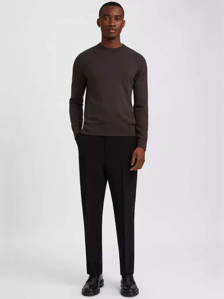 B1157-Cotton-Merino-Sweater-Filippa-K-Dark-Oak-Front-Full-Body