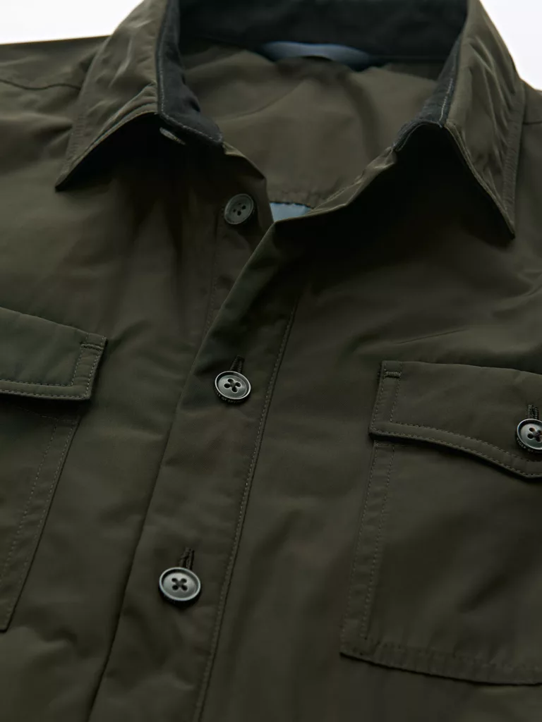B1276-Trifolia-Jacket-Tiger-of-Sweden-Military-Green-Front-Close-Up