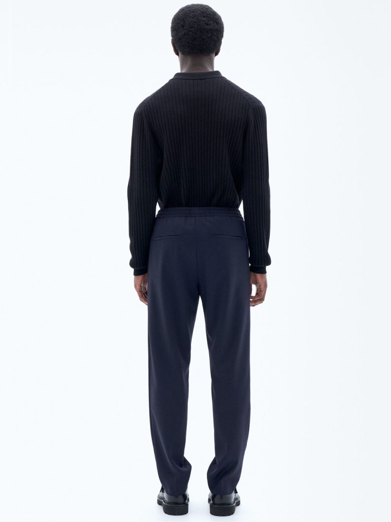 B1311-Theo-Trouser-Filippa-K-Navy-Back-Full-Body