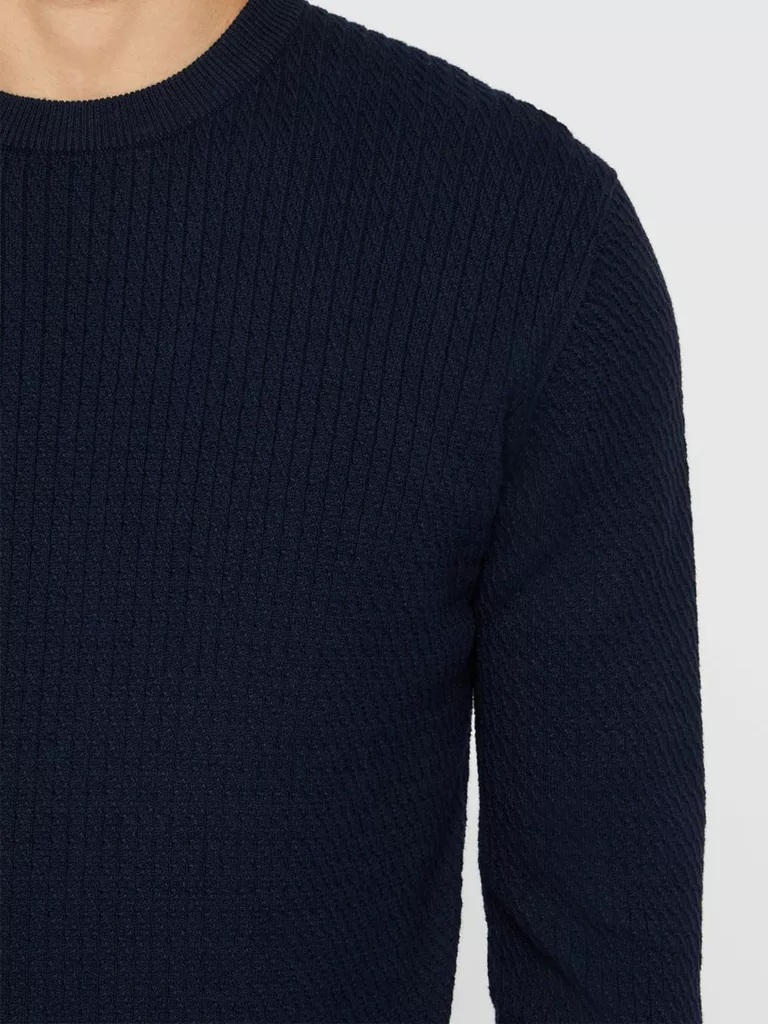 B1319-Andy-Cotton-Sweater-J-Lindeberg-JL-Navy-Front-Close-Up-Structure