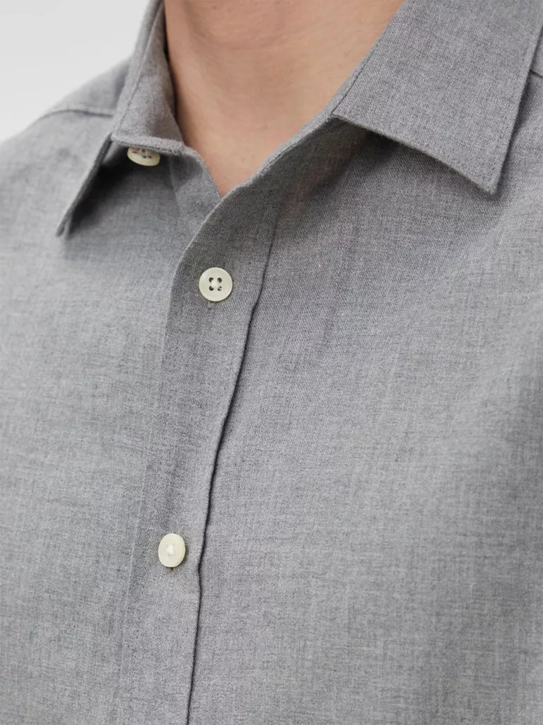 B1332-Light-Flannel-Slim-Shirt-J-Lindeberg-Granite-Front-Close-Up-Fabric