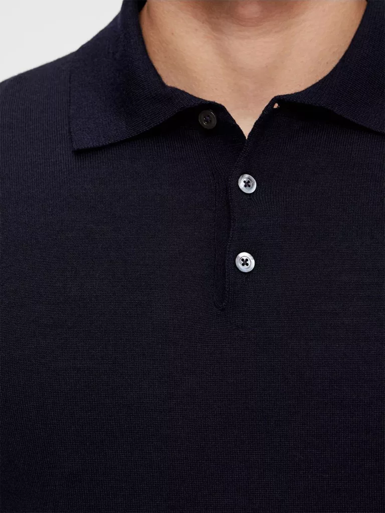 B1334-Noel-Silk-Wool-Mix-Polo-Shirt-J-Lindeberg-JL-Navy-Front-Close-Up-Collar
