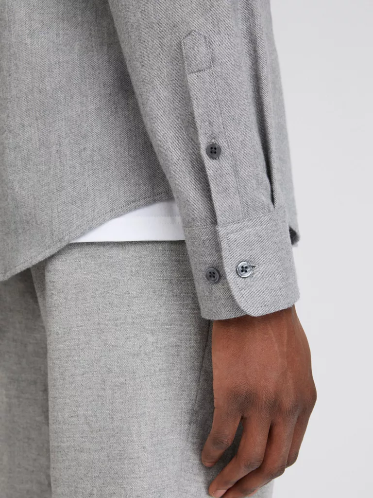 B1362-Lewis-Flannel-Shirt-Filippa-K-Grey-Melange-Side-Close-Up-Sleeve