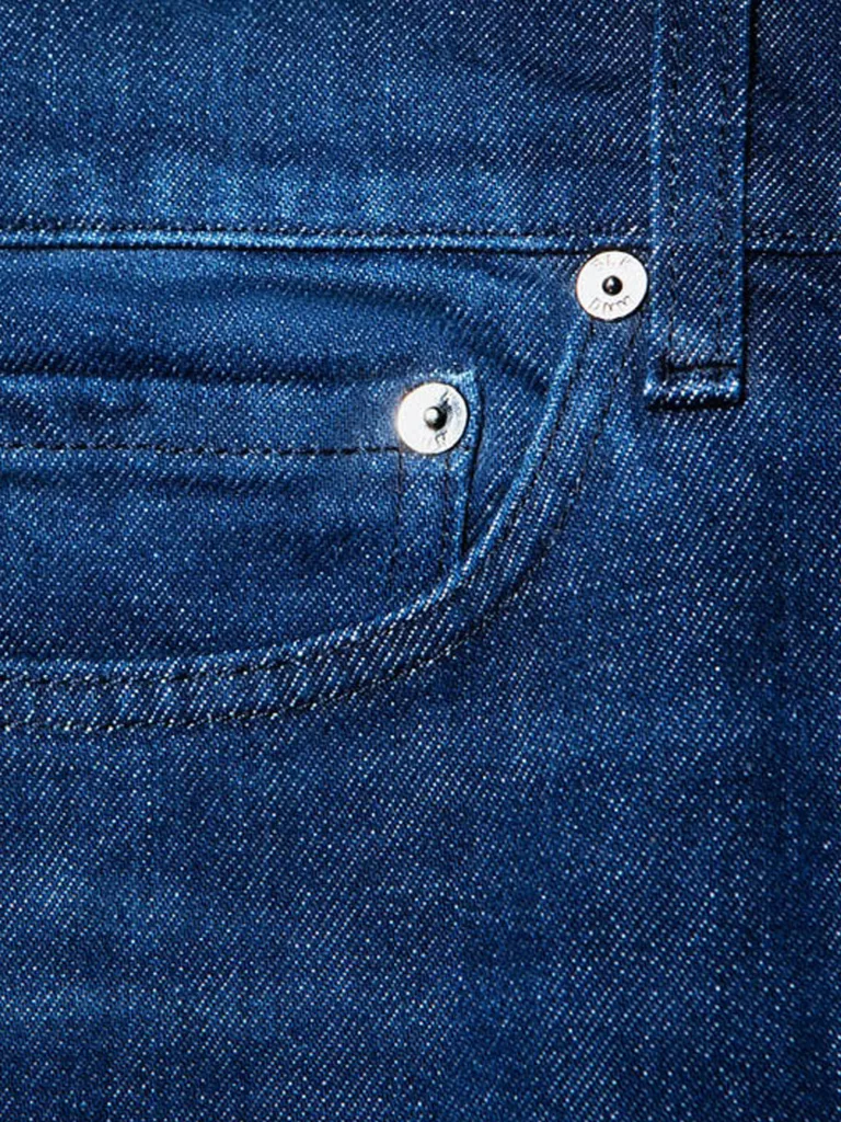 B1394-Jeans-5-Blk-Dnm-Arlington-Blue-Front-Close-Up-Fabric