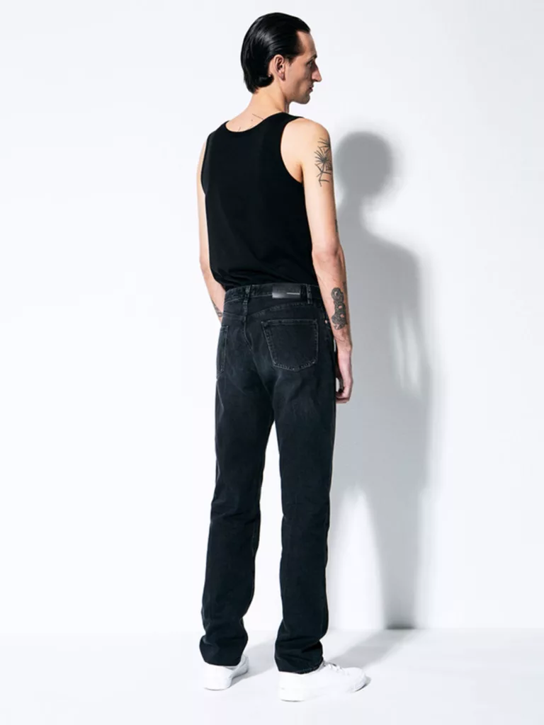 B1413-Jeans-21-Blk-Dnm-Hill-Black-Back-Full-Body