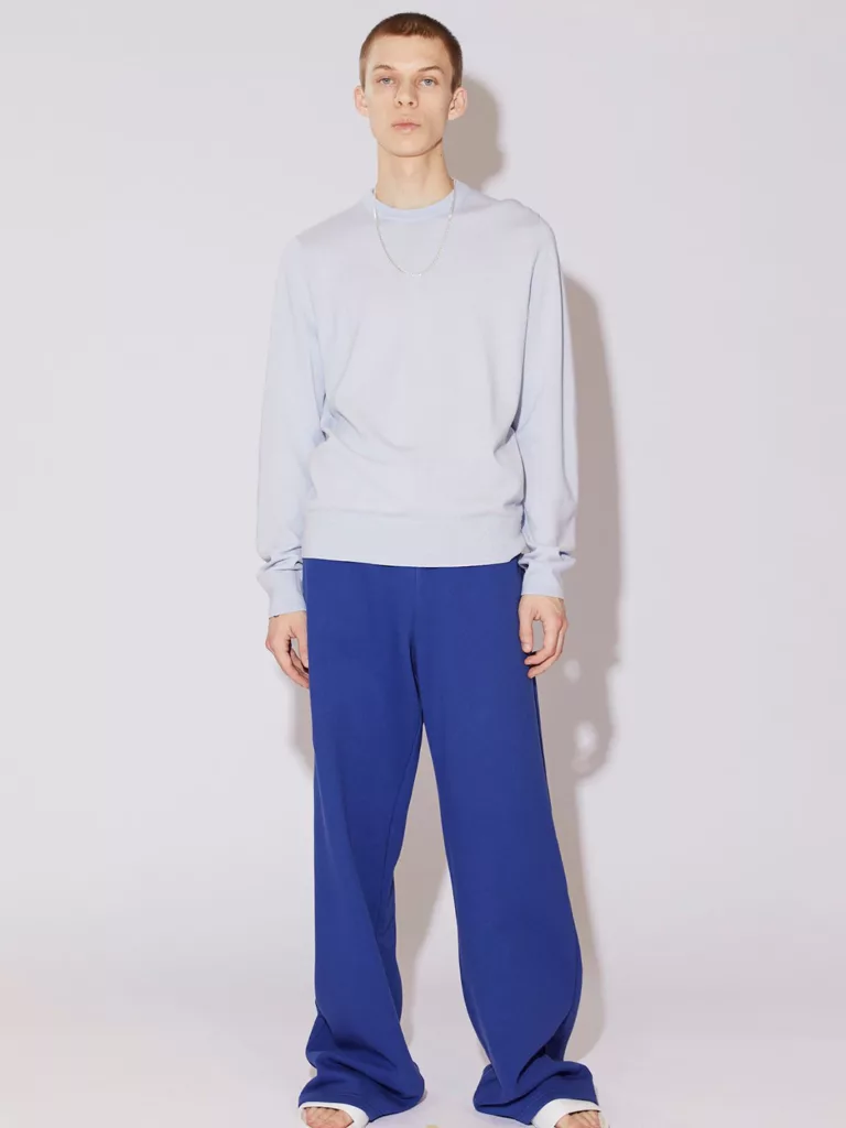 B1542-Cotton-Merino-Sweater-Ice-Blue-Filippa-K-Full-Body