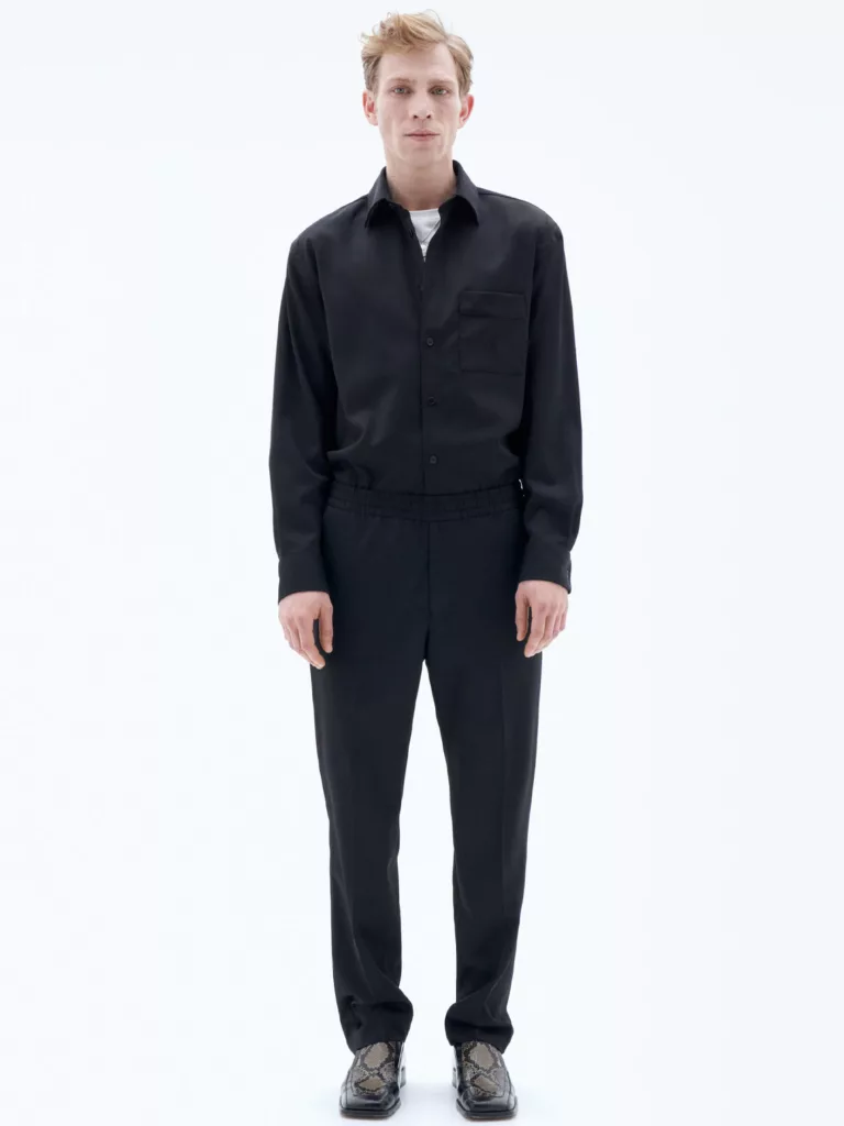 B1610-Relaxed-Wool-Trousers-Filippa-K-Black-Front-Full-Body