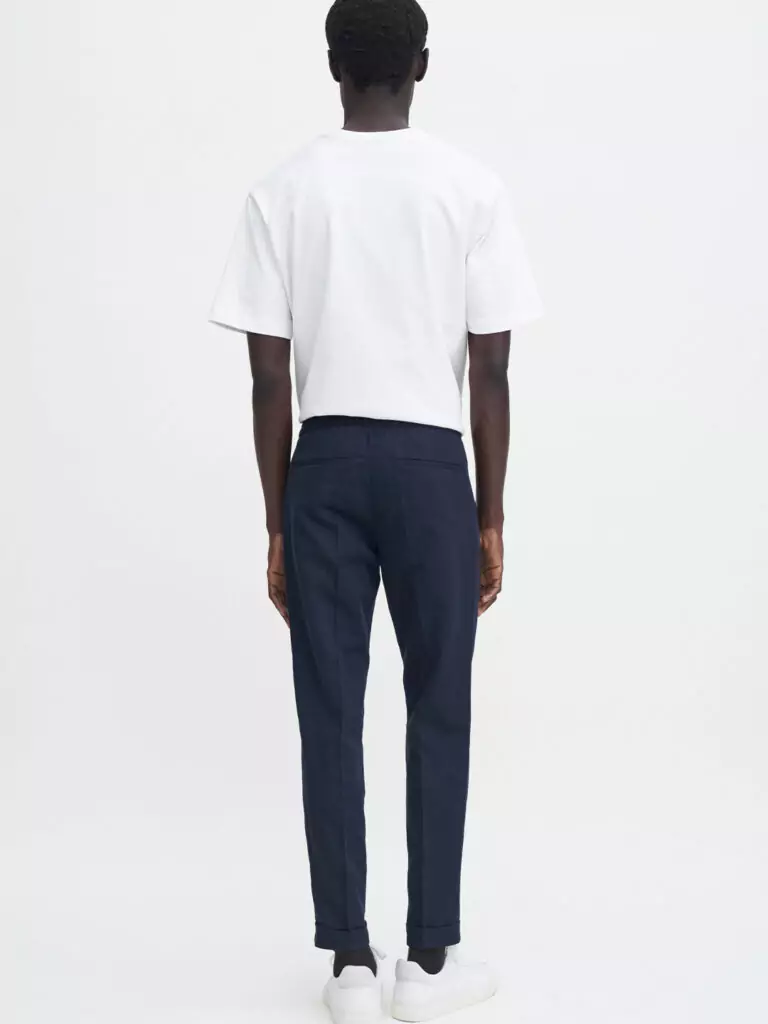 B1657-Terry-Linen-Trouser-Filippa-K-Navy-Full-Body-Back