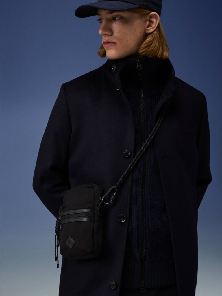 B1680-Jesse-Melton-Cashmere-Coat-J-Lindeberg-JL-Navy-Front-Close-Up-Model