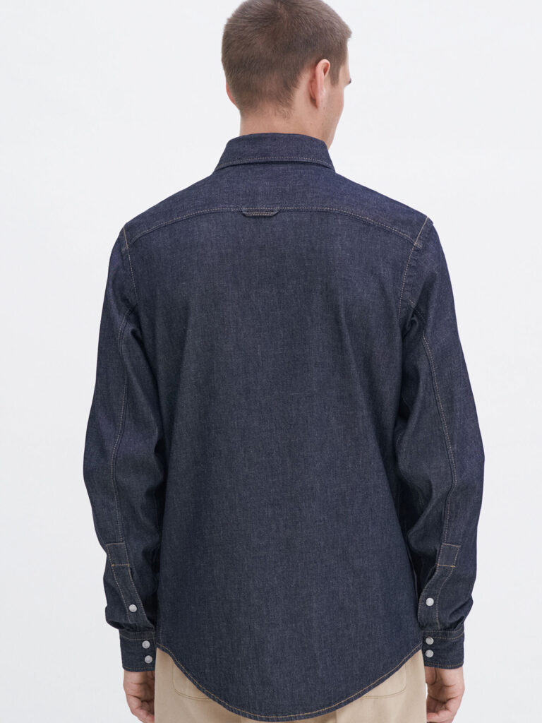 B1708-Jean-Shirt-Filippa-K-Rinsed-Blue-Wash-Back