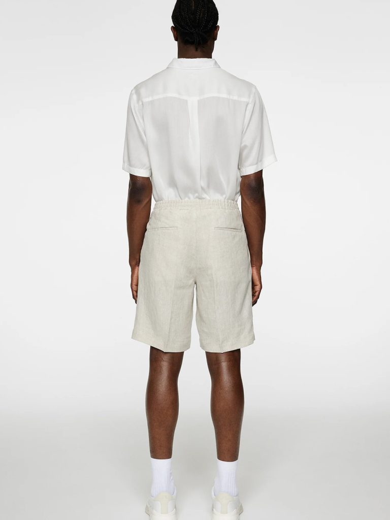 B1740-Brady-Drape-Linen-Shorts-J-Lindeberg-Moonbeamt-Full-Body-Back