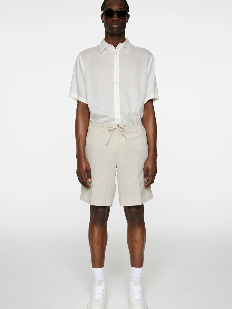 B1740-Brady-Drape-Linen-Shorts-J-Lindeberg-Moonbeamt-Full-Body-Front-Head