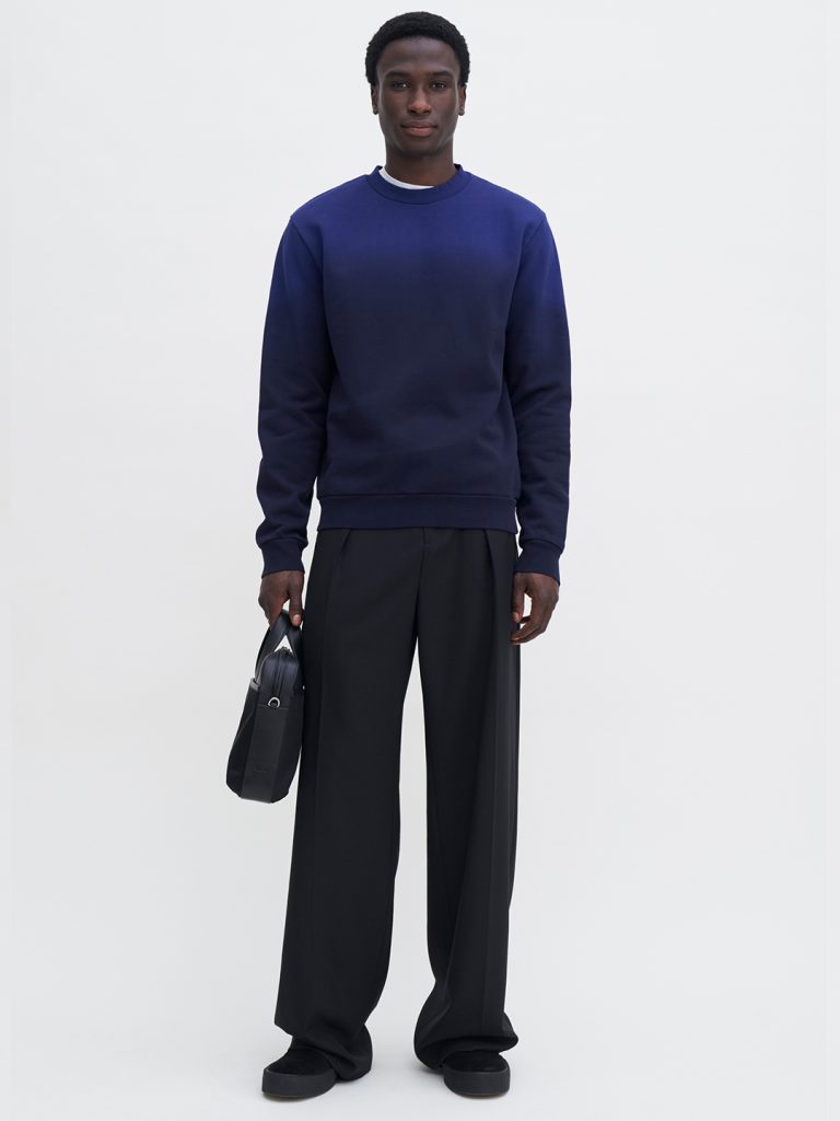 B1762-Cotton-Dip-Dyed-Sweatshirt-Filippa-K-Night-Blue-Front-Full-Body