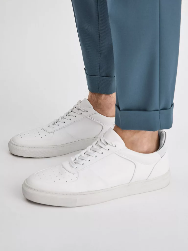 C0223-Robert-Sneaker-Filippa-K-White-Front-Wearing