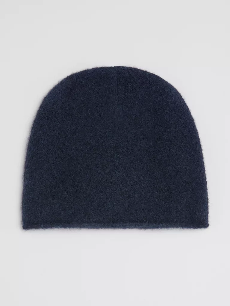 C0233-Reese-Yak-Hat-Filippa-K-Navy-Front-Flat-Lay