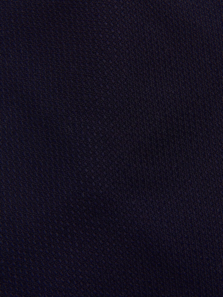 C1125-7-fold-tropical-wool-tie-Oscar-Jacobson-dark-blue-front-close-up