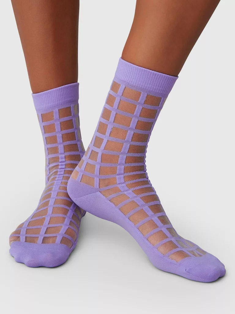 SS0009-Alicia-Grid-Socks-Swedish-Stockings-Lavender-Front-Side