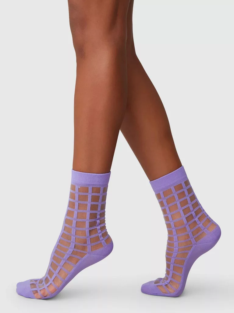 SS0009-Alicia-Grid-Socks-Swedish-Stockings-Lavender-Side